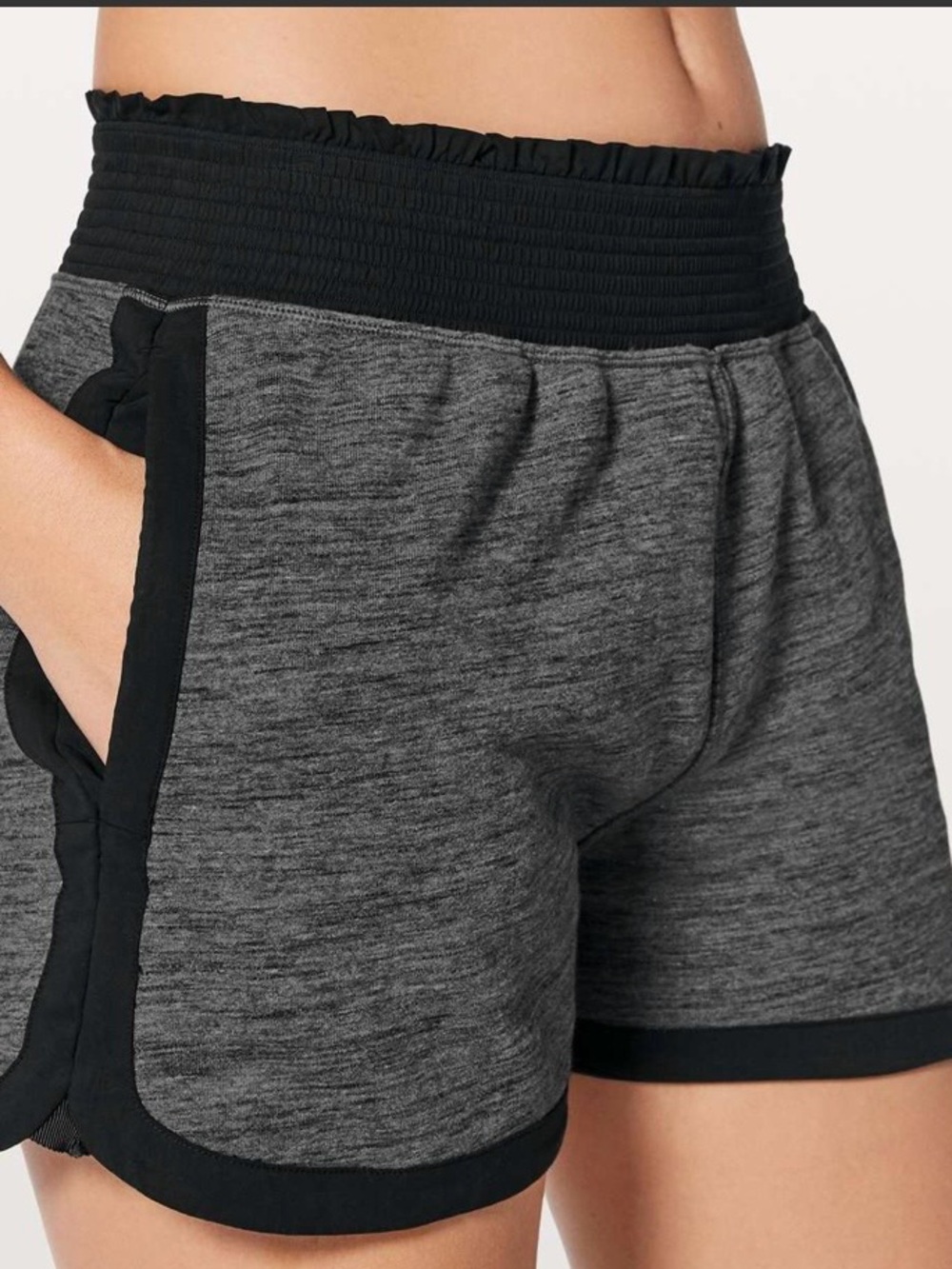 Lululemon Cool and Collected Women's Active Shorts Size 6
